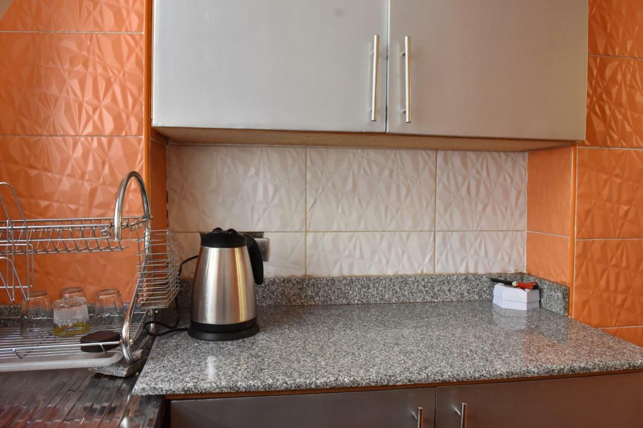 Two-Bedroom Apartment At Mohamed Farid Street Cairo Exterior foto