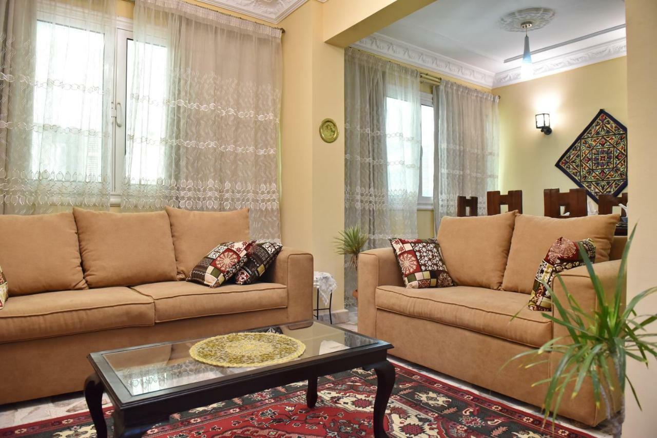Two-Bedroom Apartment At Mohamed Farid Street Cairo Exterior foto