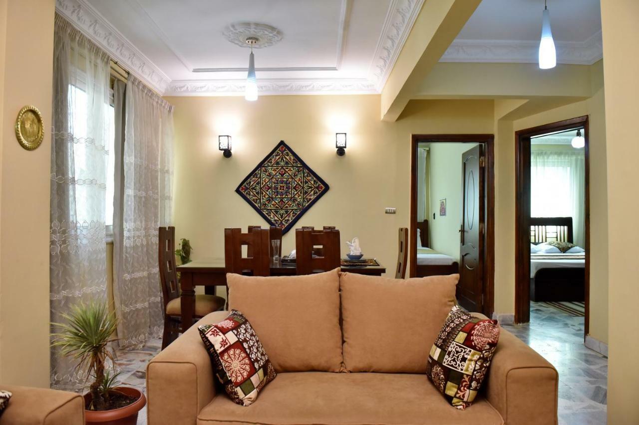 Two-Bedroom Apartment At Mohamed Farid Street Cairo Exterior foto