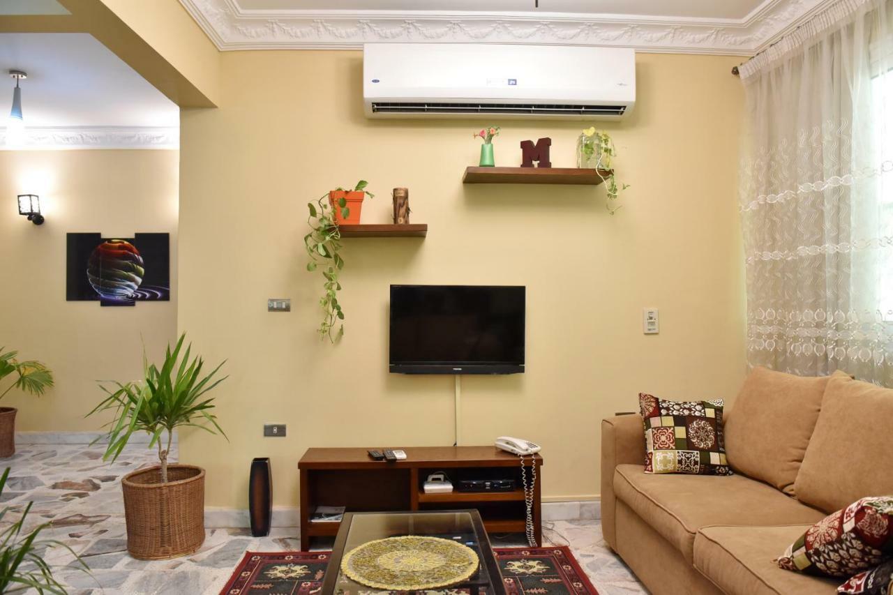 Two-Bedroom Apartment At Mohamed Farid Street Cairo Exterior foto