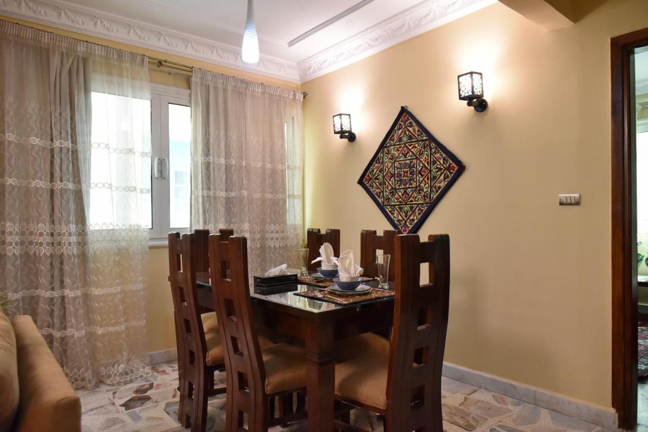 Two-Bedroom Apartment At Mohamed Farid Street Cairo Exterior foto