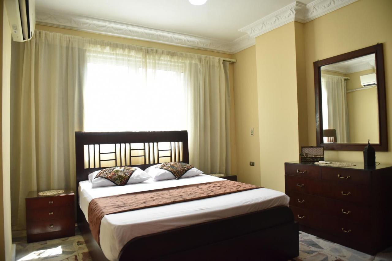 Two-Bedroom Apartment At Mohamed Farid Street Cairo Exterior foto